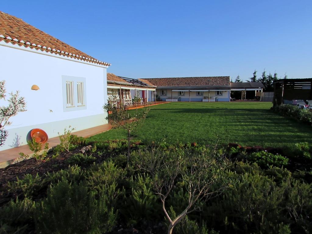 Bed and Breakfast Cerca Do Sul São Teotónio Exterior foto